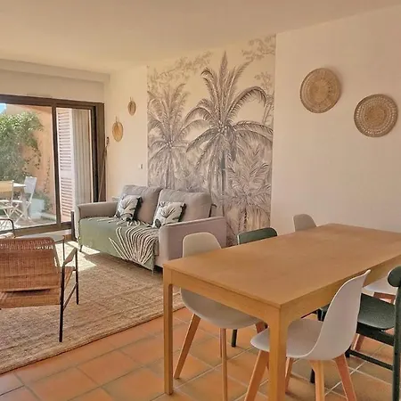 Clos De La Madrague Apartment